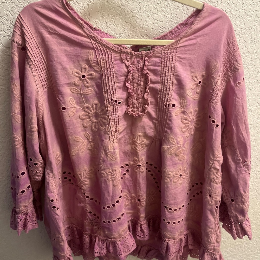 Magnolia Pearl Eyelet Wennie Blouse